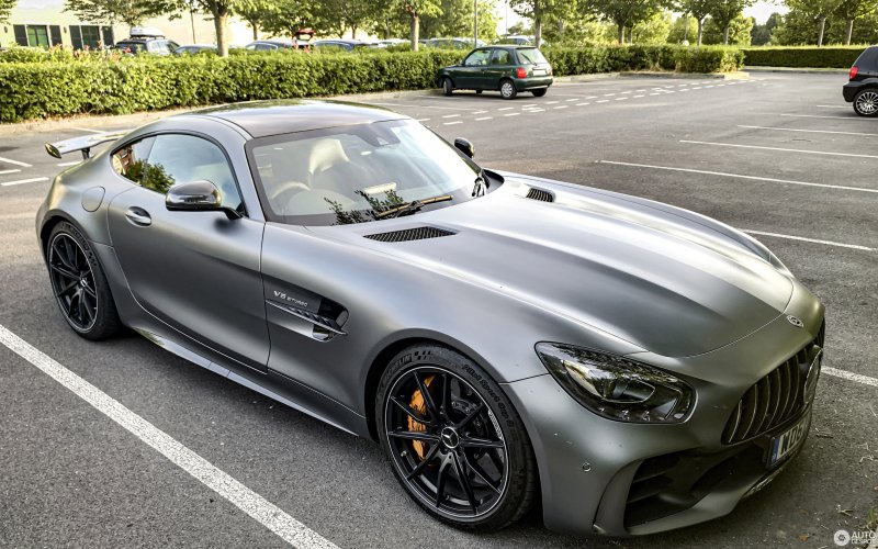 Mercedes-Benz AMG gt r 2017