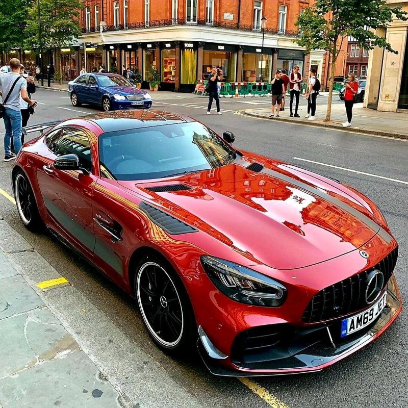 Мерседес АМГ GTR