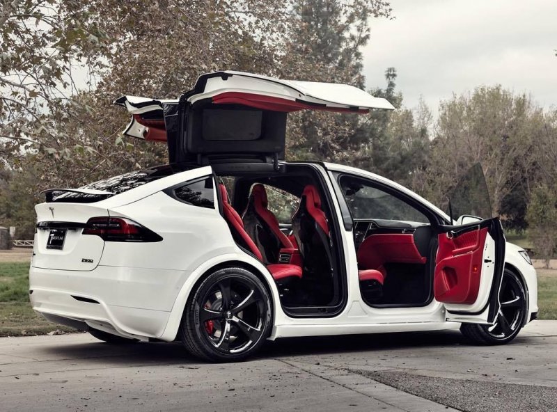 Tesla model s тюнингованная