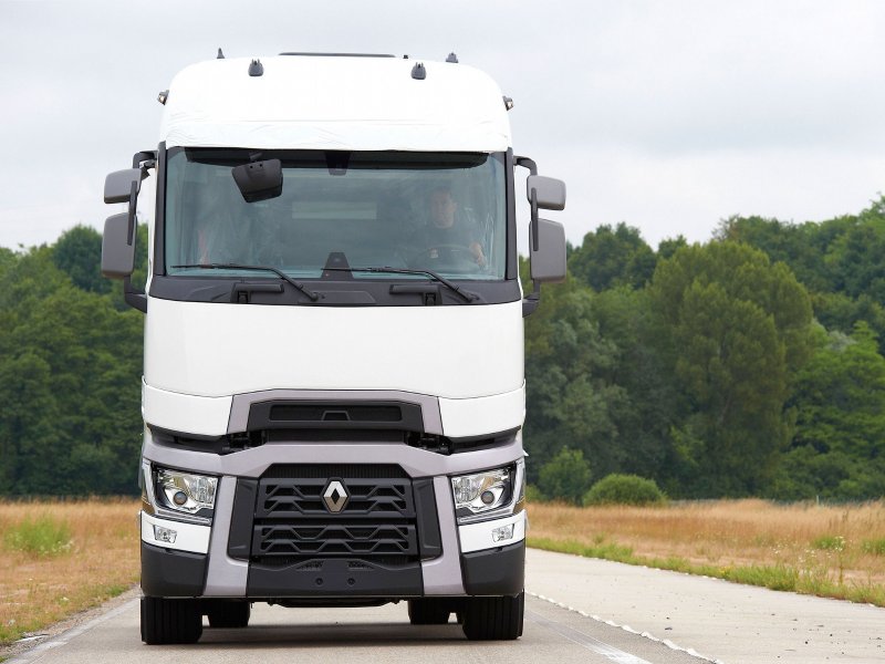 Тягачи Renault Trucks серии т