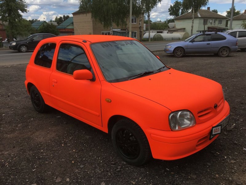 Nissan March k11