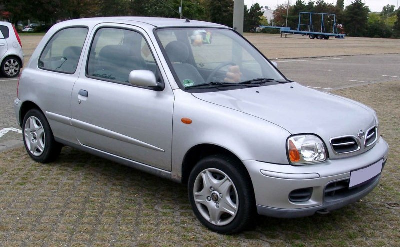 Ниссан Марч к11 2000