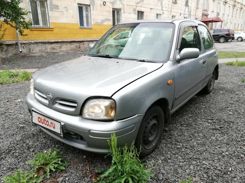 Nissan March k11 stance