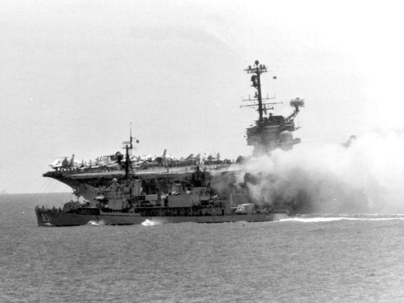 Пожар на авианосце «Форрестол» (USS Forrestal (CV-59))