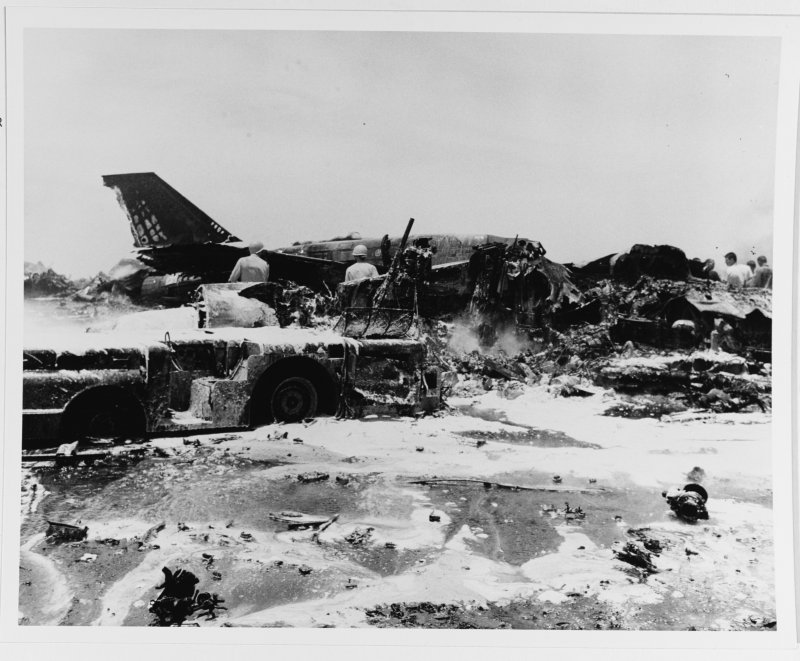Пожар на USS Forrestal 1967