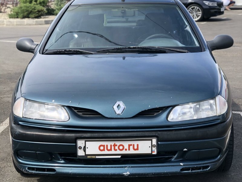 Renault Laguna 1995 1.8