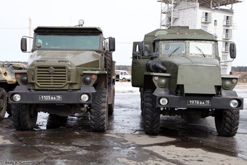 Урал-4320 бронированный кабина