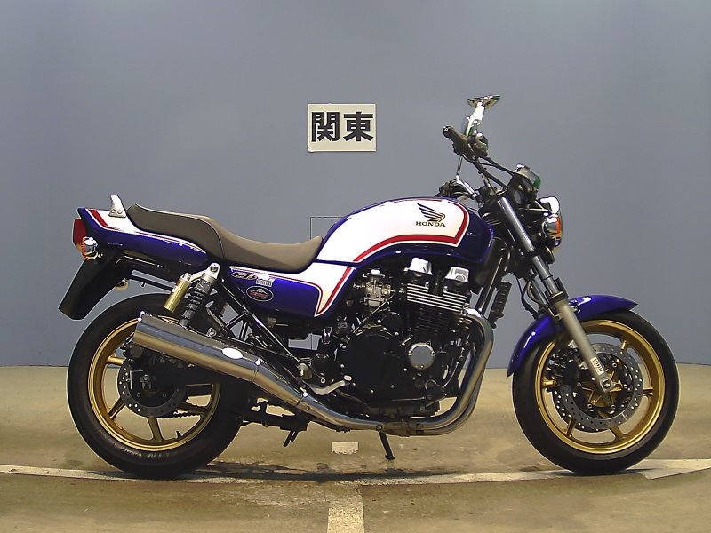 Honda cb750 four