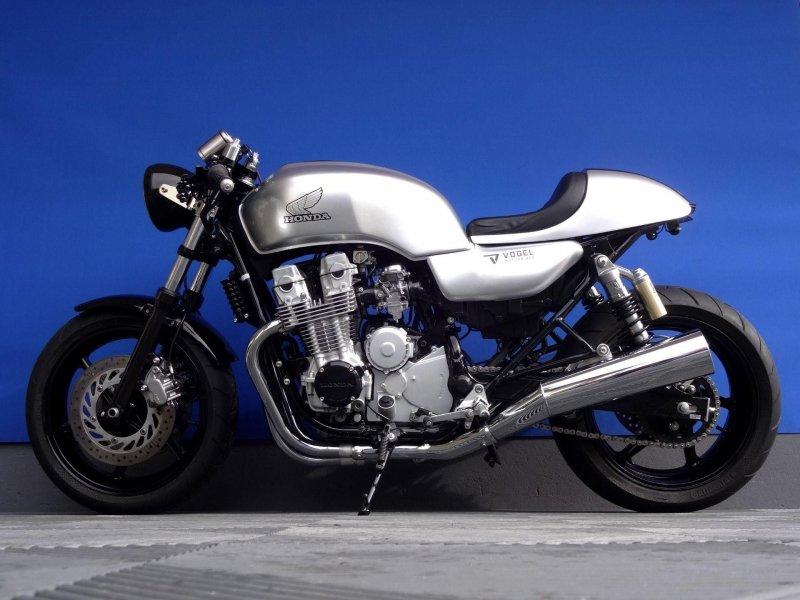 Honda CB 750 Seven Fifty