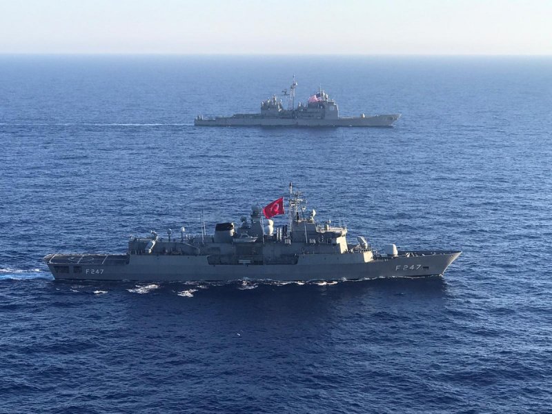 Турецкий Фрегат TCG turgutreis