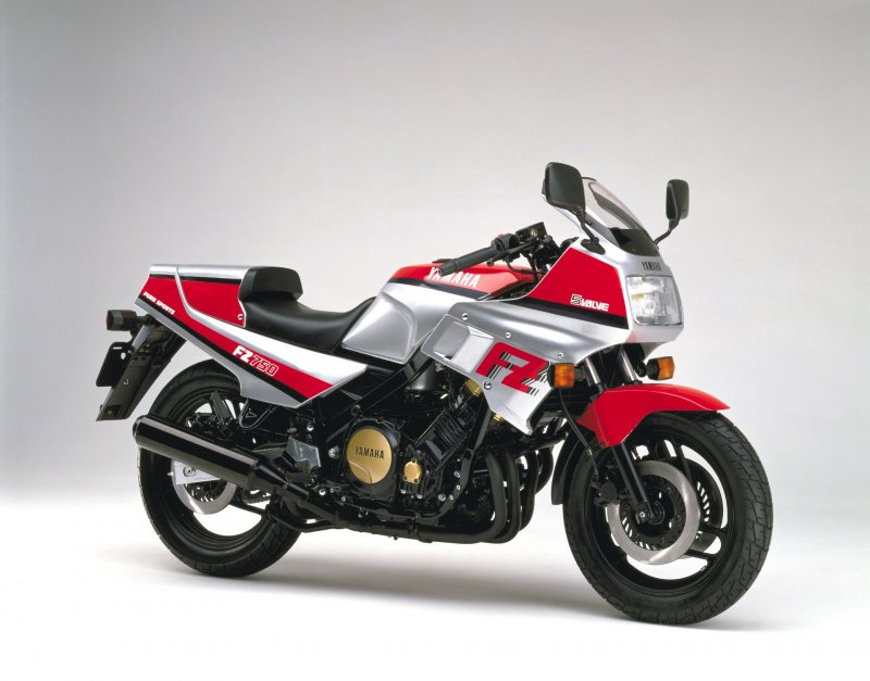 Yamaha fz750 1985