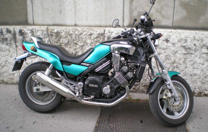 Yamaha FZX 750-2