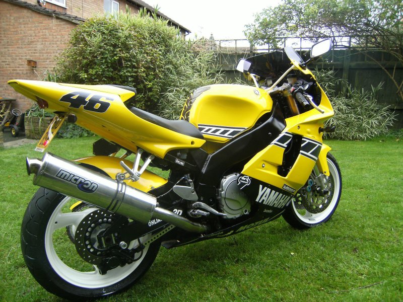 Yamaha YZF 750 R