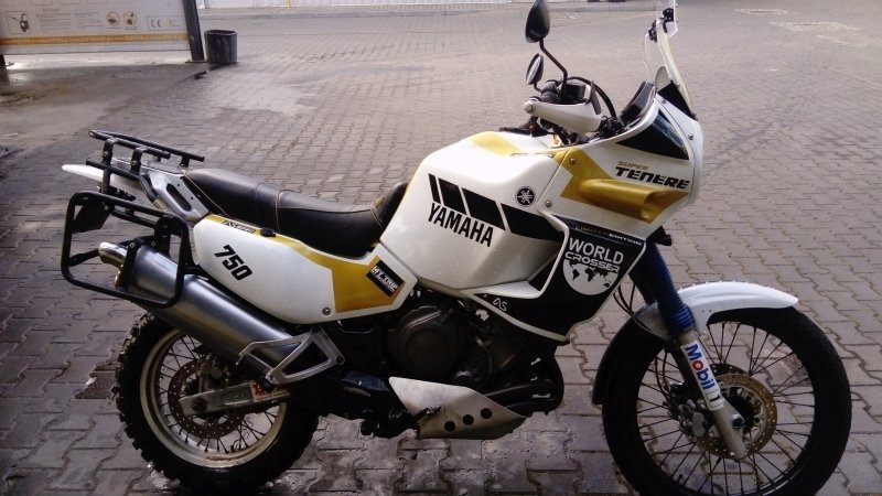 Ямаха XTZ 750 super