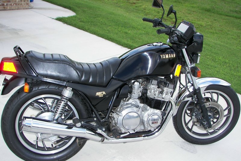 Ямаха xj750
