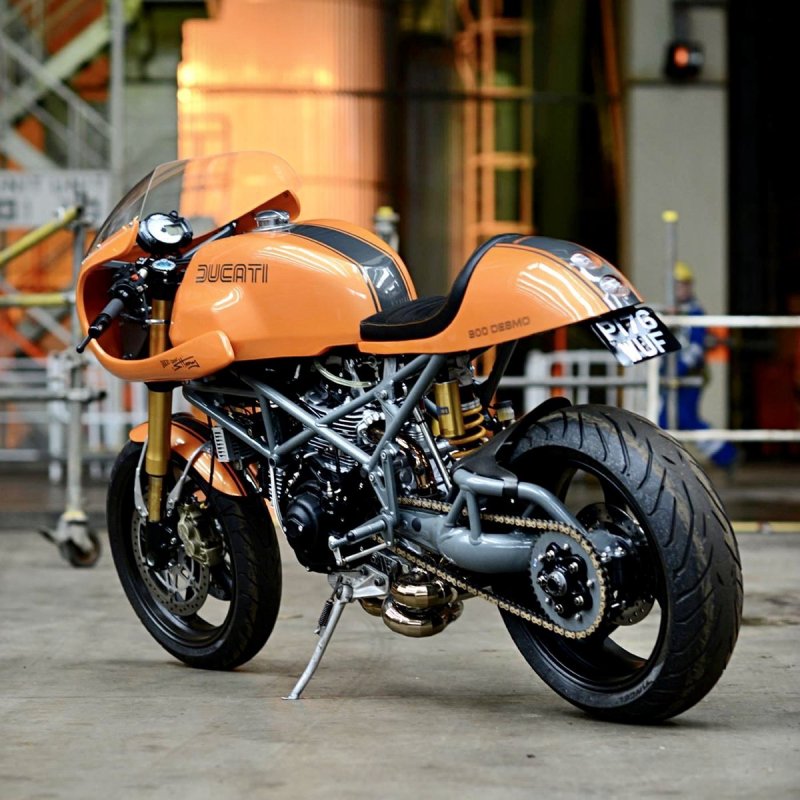 Кафе рейсер Ducati