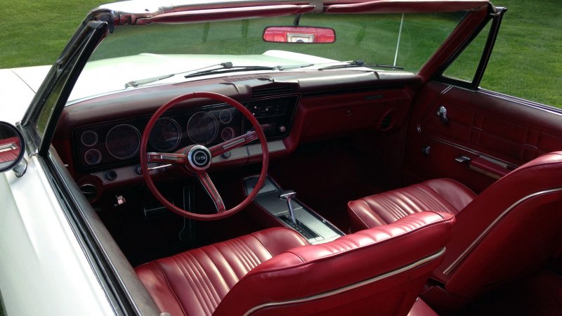 Chevrolet Impala 67 салон