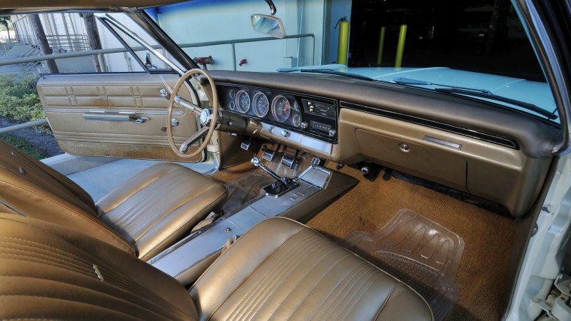 Chevrolet Impala 1969 салон
