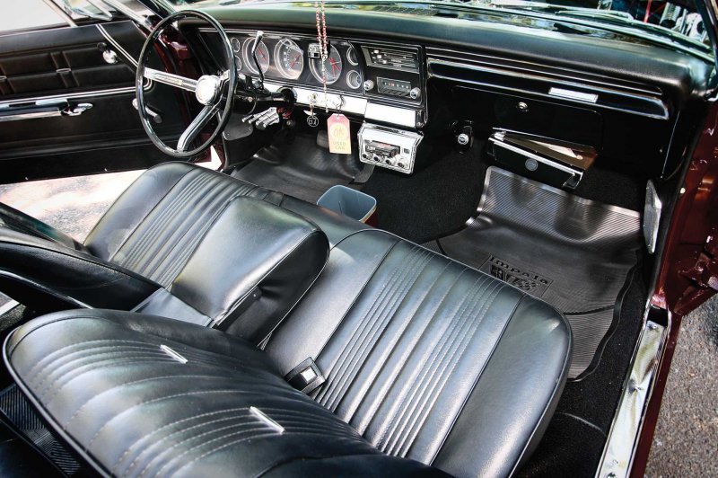 Chevrolet Impala SS 1967 салон