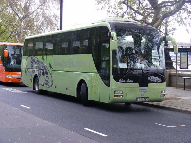 Автобус ман 205