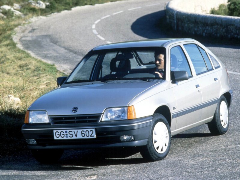 Opel Kadett 1.6i