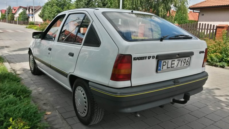 Опель кадет е 1995