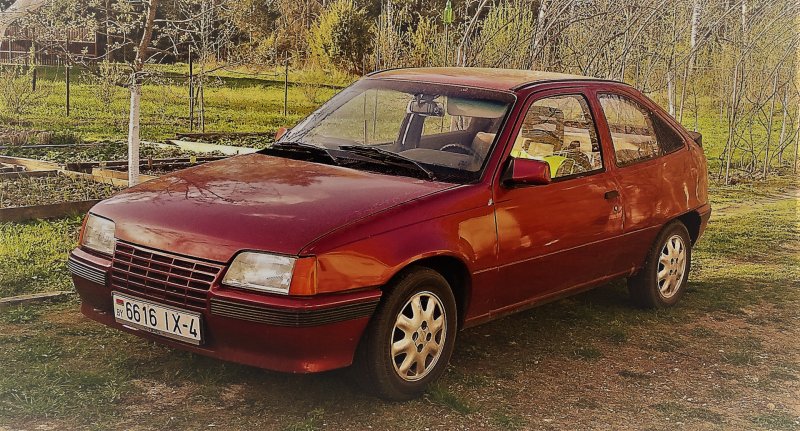 Opel Kadett е
