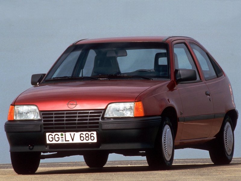 Opel Kadett e хэтчбек 1984-
