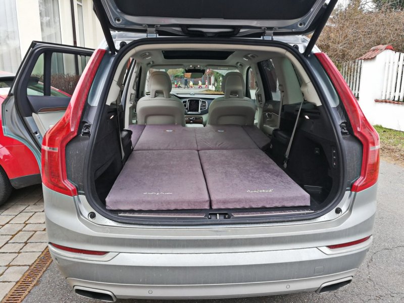 Xc70 Вольво на подъемнике