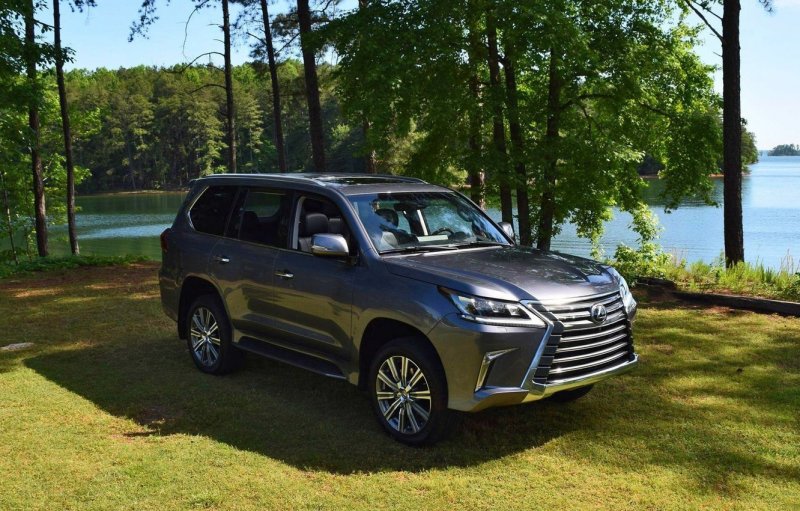 Lexus LX 570 Sport Plus