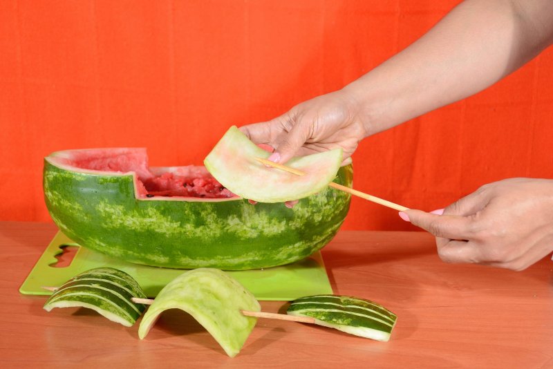 Машинка из кабачка