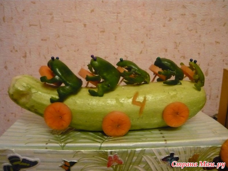 Машина из кабачка поделка