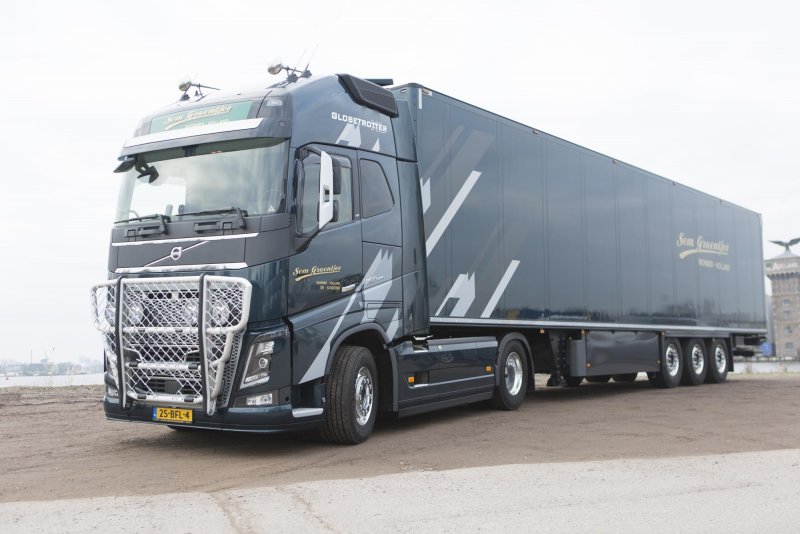 Седельный тягач Volvo fh13