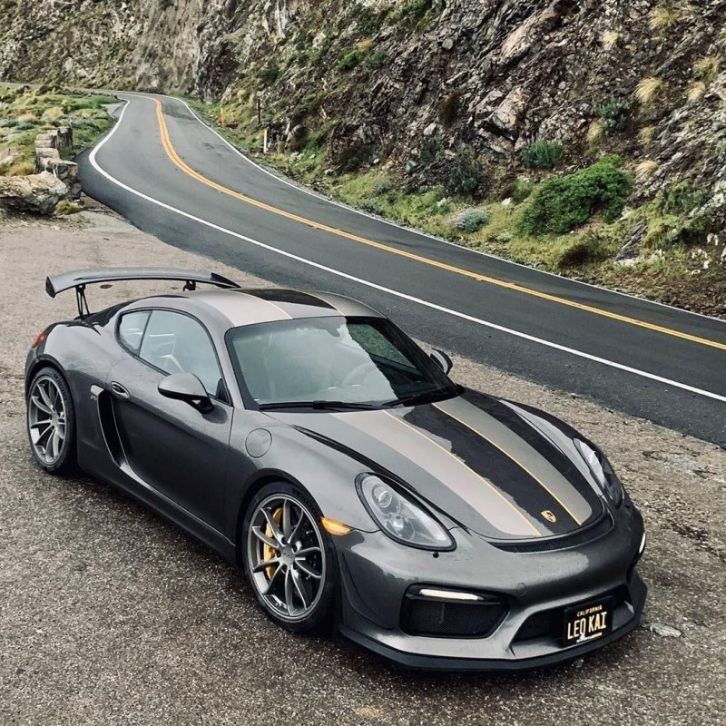 Порше 911 gt4
