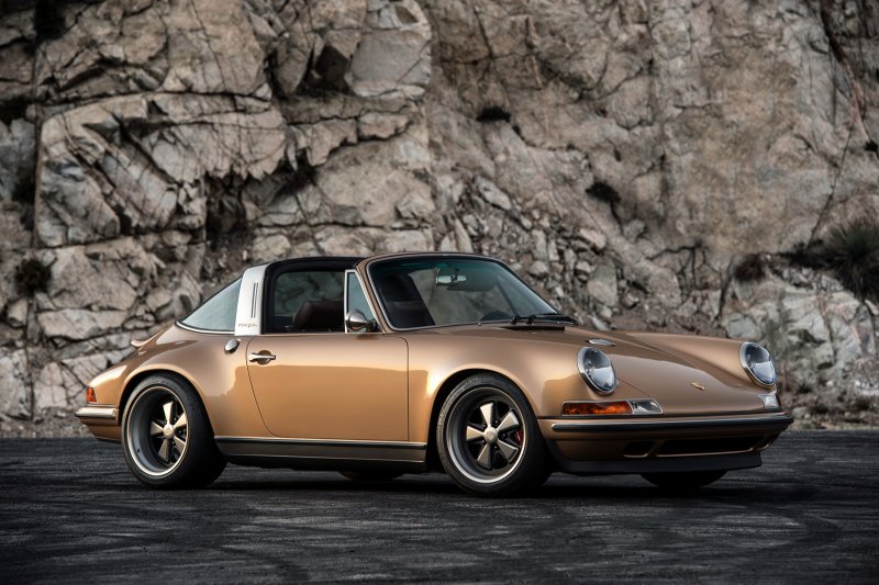 Porsche 911 Targa Singer