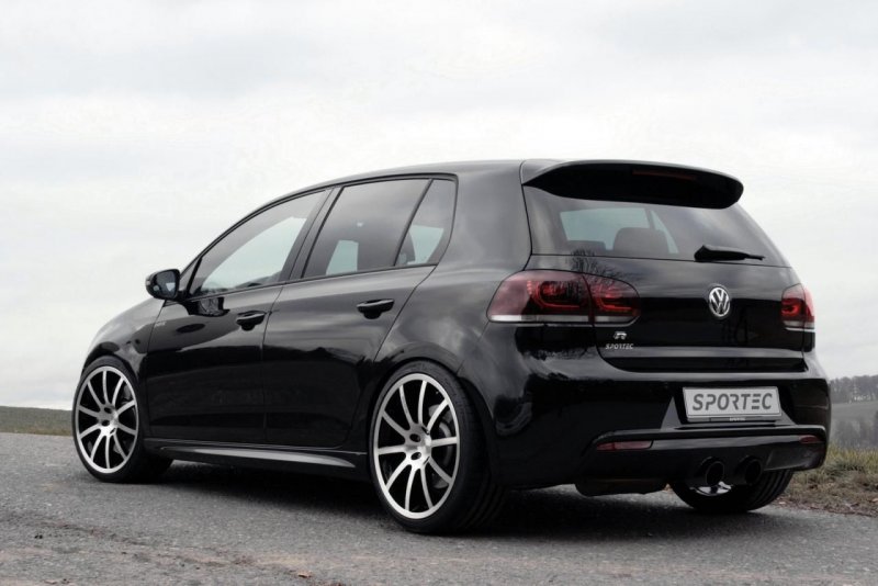 Volkswagen Golf r черный