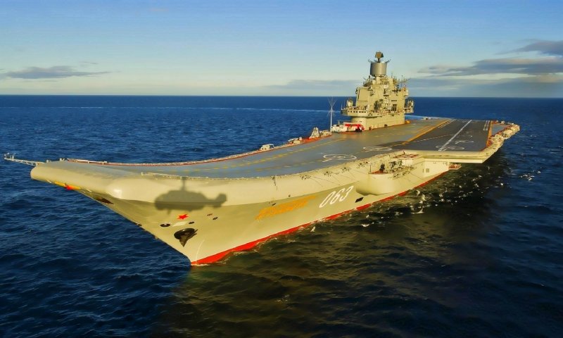 Крейсер Адмирал флота советского Союза Кузнецов