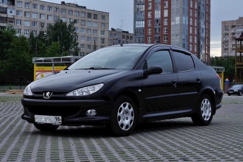 Peugeot 206, 2006 седан