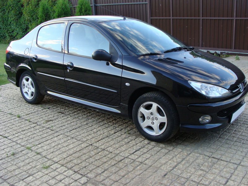 Peugeot 206 2008 седан
