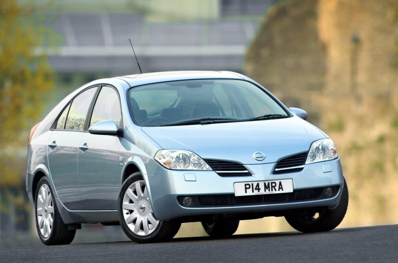 Nissan primera p12 Hatchback
