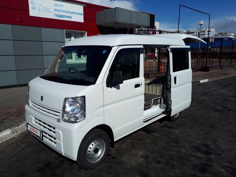 Suzuki every vi