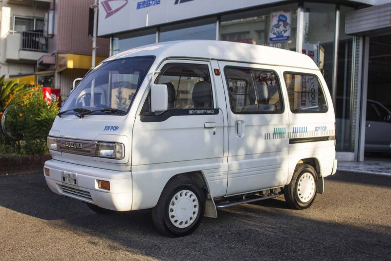 Suzuki every 1990