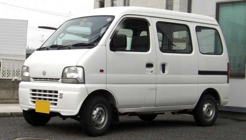 Suzuki every салон