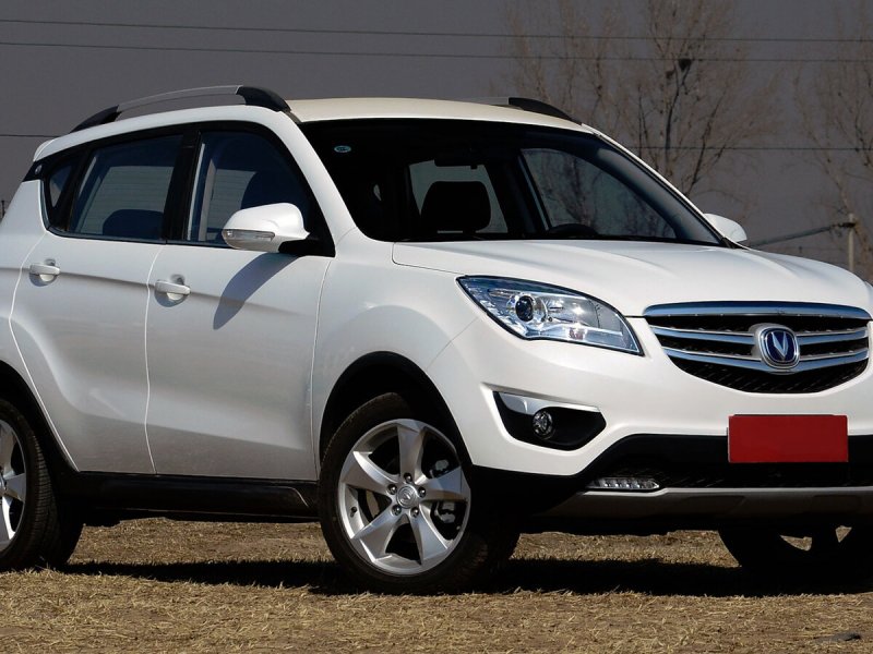 Кроссовер Чанган cs35