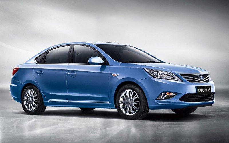 Changan седан Eado