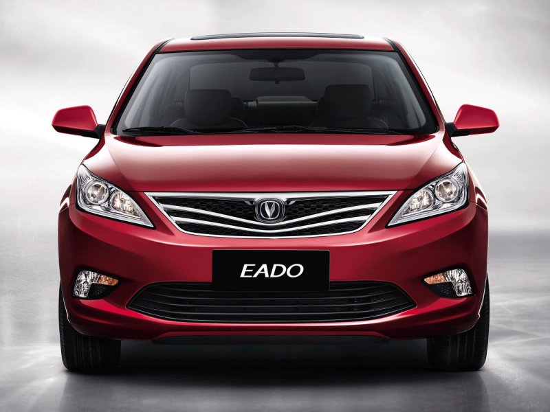 Чанган Eado