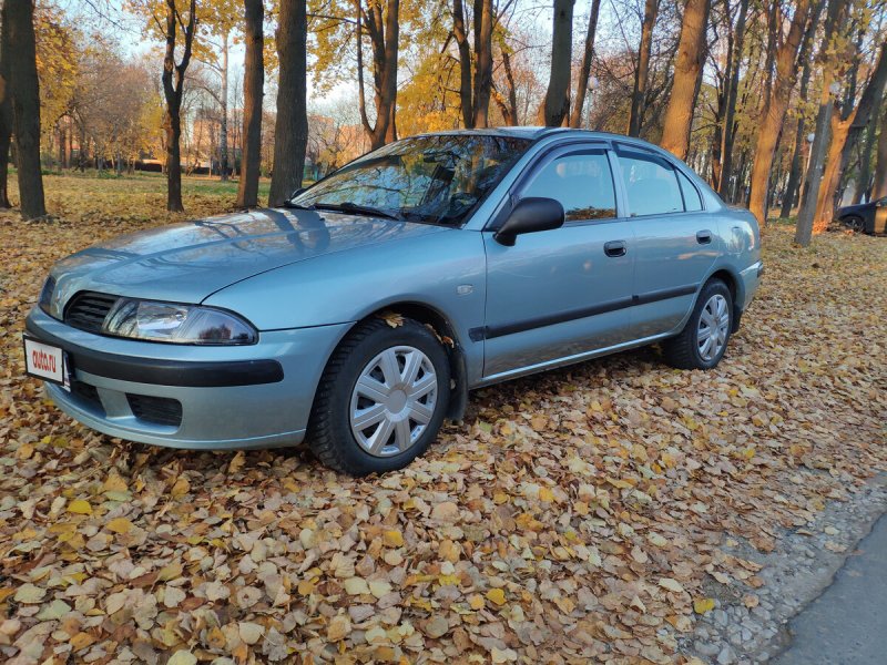 Mitsubishi Carisma 1.6 МТ, 2002