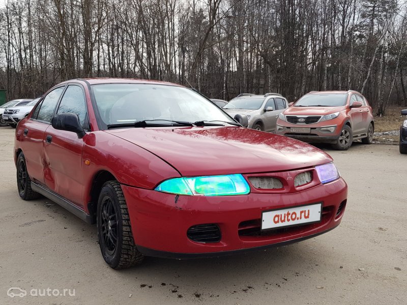 Мицубиси Carisma 1998