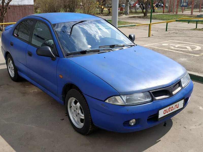 Митсубиси хэтчбек 2002