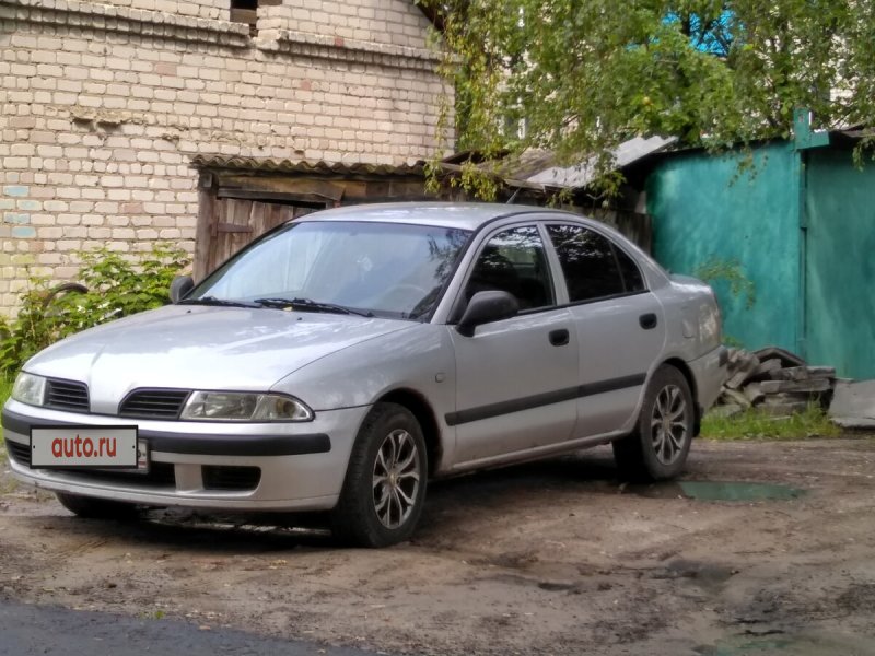 Митсубиси Каризма 1999